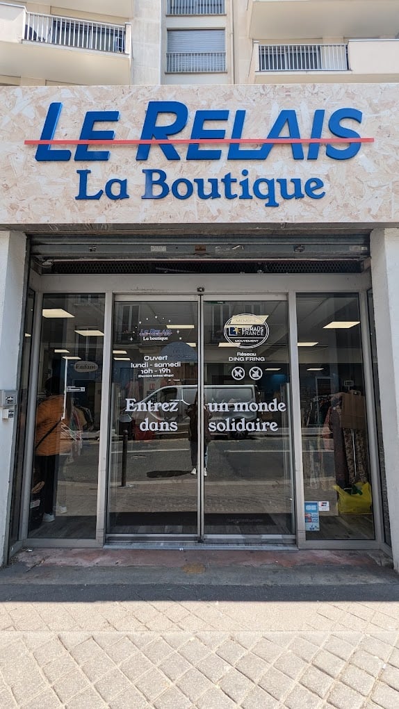 Le Relais, la Boutique Paris 15 (Réseau Ding Fring) 2